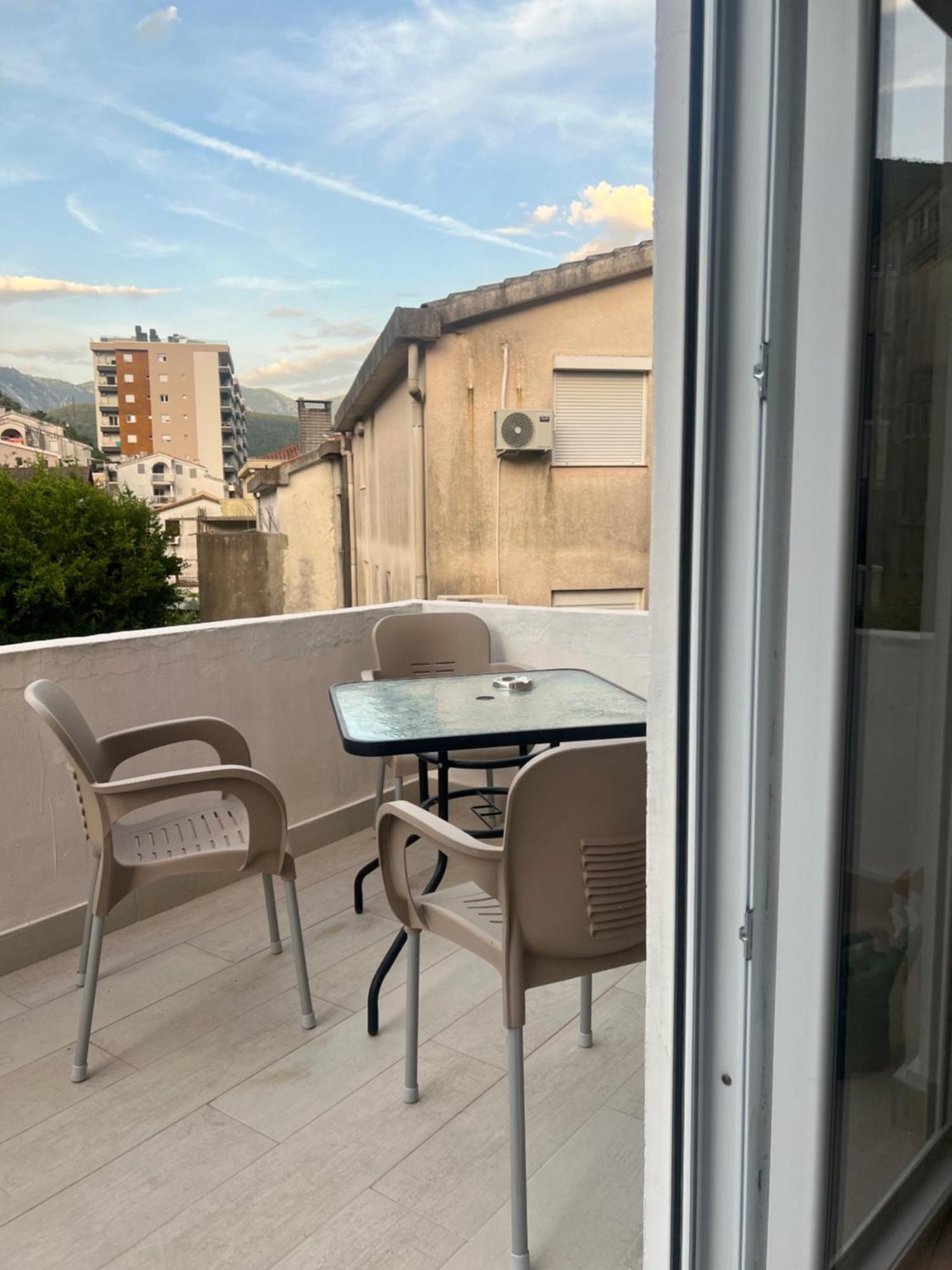 Apartments Kordic Budva Exterior photo
